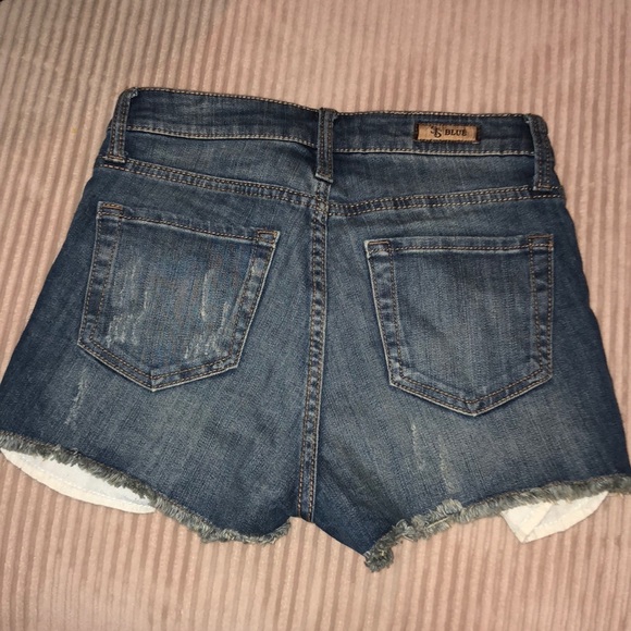 High waisted jean shorts - Picture 2 of 5